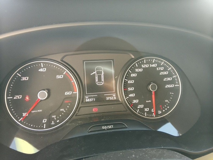 SEAT León ST 1.6 TDI S&S Style 85 kW (115 CV) Vehículo usado en Madrid SEAT León ST 1.6 TDI S&S Style 85 kW (115 CV) Vehículo usado en Madrid