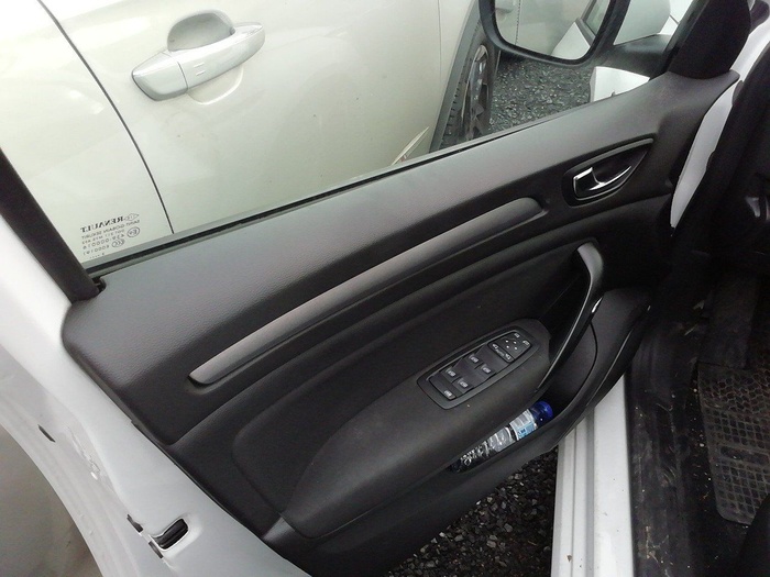 Renault Megane Equilibre Blue dCi 85 kW (115 CV) Vehículo usado en Madrid Renault Megane Equilibre Blue dCi 85 kW (115 CV) Vehículo usado en Madrid