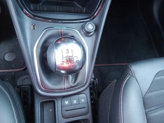 Ford Puma 1.0 EcoBoost MHEV ST-Line X 92 kW (125 CV) Vehículo usado en Madrid Ford Puma 1.0 EcoBoost MHEV ST-Line X 92 kW (125 CV) Vehículo usado en Madrid