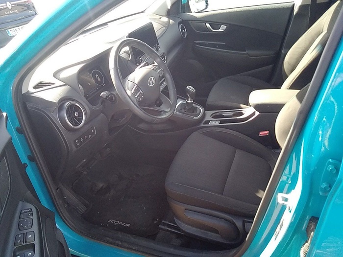 Hyundai Kona 1.0 TGDi Tecno 4x2 88 kW (120 CV) Vehículo usado en Madrid Hyundai Kona 1.0 TGDi Tecno 4x2 88 kW (120 CV) Vehículo usado en Madrid