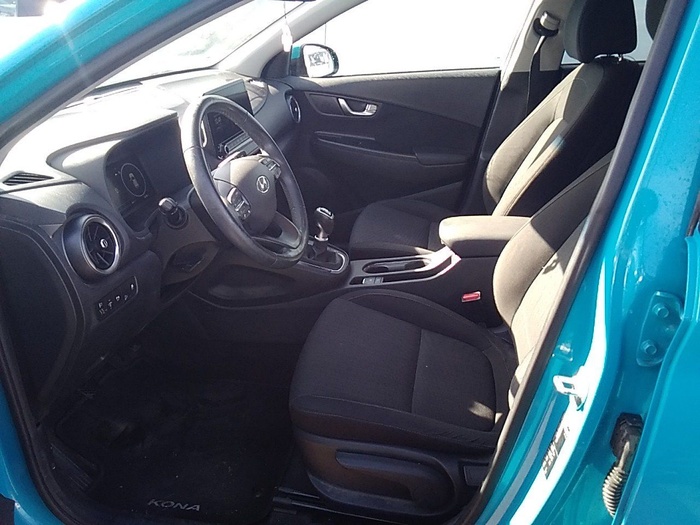 Hyundai Kona 1.0 TGDi Tecno 4x2 88 kW (120 CV) Vehículo usado en Madrid Hyundai Kona 1.0 TGDi Tecno 4x2 88 kW (120 CV) Vehículo usado en Madrid