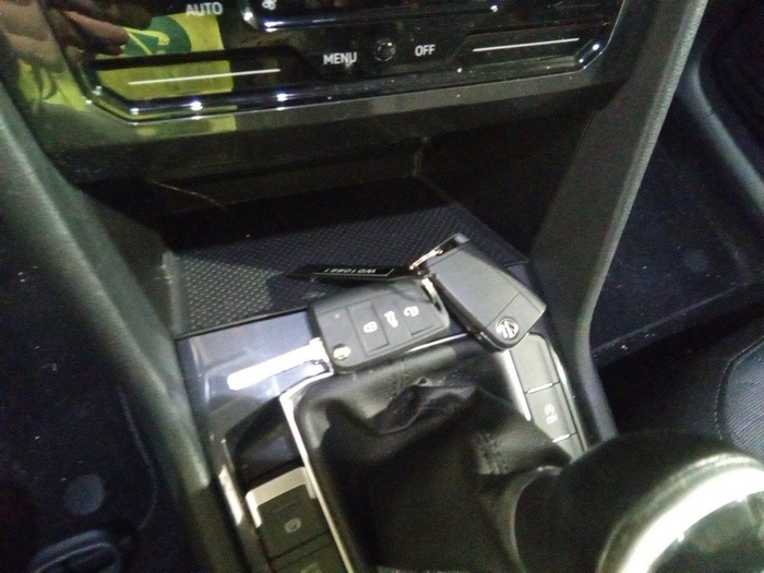 Volkswagen Tiguan Life 2.0 TDI 90 kW (122 CV) Vehículo usado en Madrid Volkswagen Tiguan Life 2.0 TDI 90 kW (122 CV) Vehículo usado en Madrid