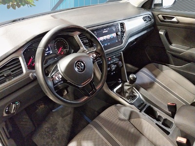 Volkswagen T-Roc Advance R-Line 1.0 TSI 81 kW (110 CV) 7 Volkswagen T-Roc Advance R-Line 1.0 TSI 81 kW (110 CV) 7