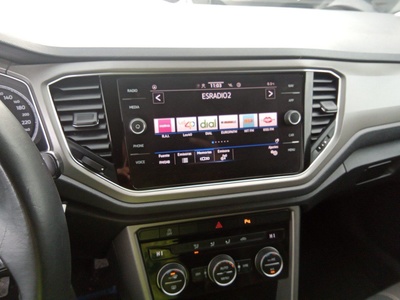 Volkswagen T-Roc Advance R-Line 1.0 TSI 81 kW (110 CV) 11 Volkswagen T-Roc Advance R-Line 1.0 TSI 81 kW (110 CV) 11