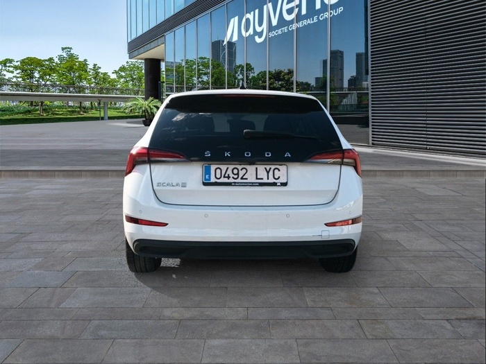 Skoda Scala 1.0 TSI Emotion 70 kW (95 CV) Vehículo usado en Madrid Skoda Scala 1.0 TSI Emotion 70 kW (95 CV) Vehículo usado en Madrid