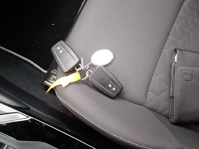 Toyota Corolla 1.8 125H Business Plus E-CVT 90 kW (122 CV) 15 Toyota Corolla 1.8 125H Business Plus E-CVT 90 kW (122 CV) 15