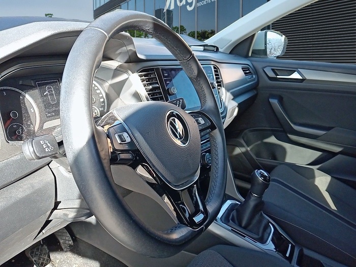 Volkswagen T-Roc Advance 2.0 TDI 85 kW (115 CV) Vehículo usado en Madrid Volkswagen T-Roc Advance 2.0 TDI 85 kW (115 CV) Vehículo usado en Madrid