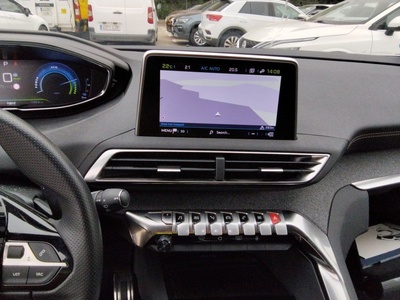 Peugeot 3008 Hybrid 300 GT Line e-EAT8 221 kW (300 CV) 12 Peugeot 3008 Hybrid 300 GT Line e-EAT8 221 kW (300 CV) 12