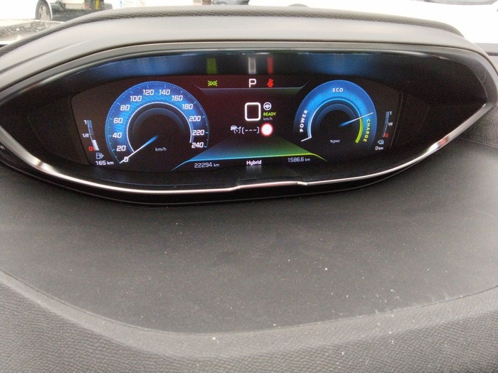 Peugeot 3008 Hybrid 300 GT Line e-EAT8 221 kW (300 CV) Vehículo usado en Madrid Peugeot 3008 Hybrid 300 GT Line e-EAT8 221 kW (300 CV) Vehículo usado en Madrid