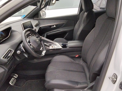 Peugeot 3008 Hybrid 300 GT Line e-EAT8 221 kW (300 CV) 10 Peugeot 3008 Hybrid 300 GT Line e-EAT8 221 kW (300 CV) 10