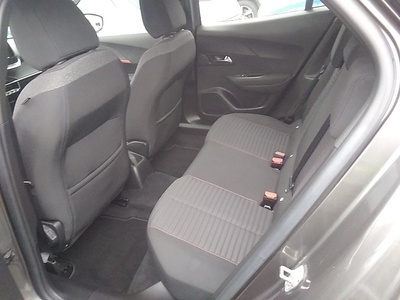 Peugeot 2008 BlueHDi 110 S&S Active Pack 81 kW (110 CV) 12 Peugeot 2008 BlueHDi 110 S&S Active Pack 81 kW (110 CV) 12