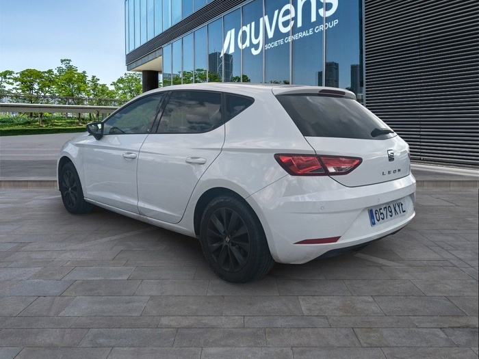 SEAT León 1.6 TDI S&S Style Visio Edition 85 kW (115 CV) Vehículo usado en Madrid SEAT León 1.6 TDI S&S Style Visio Edition 85 kW (115 CV) Vehículo usado en Madrid