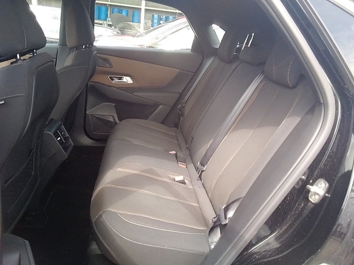 DS DS7 Crossback BlueHDi 130 Be Chic Auto 96 kW (130 CV) Vehículo usado en Madrid DS DS7 Crossback BlueHDi 130 Be Chic Auto 96 kW (130 CV) Vehículo usado en Madrid