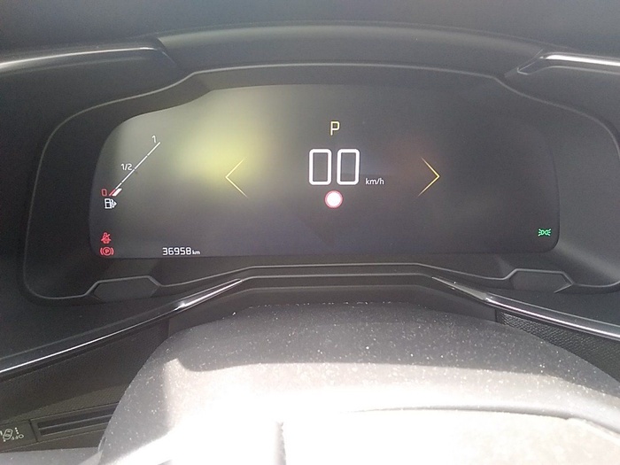 DS DS7 Crossback BlueHDi 130 Be Chic Auto 96 kW (130 CV) Vehículo usado en Madrid DS DS7 Crossback BlueHDi 130 Be Chic Auto 96 kW (130 CV) Vehículo usado en Madrid