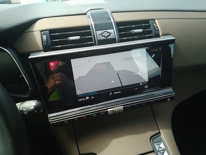 DS DS7 Crossback BlueHDi 130 Be Chic Auto 96 kW (130 CV) Vehículo usado en Madrid DS DS7 Crossback BlueHDi 130 Be Chic Auto 96 kW (130 CV) Vehículo usado en Madrid