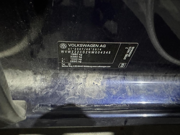 Volkswagen Golf 2.0 TDI 85 kW (115 CV) Vehículo usado en Madrid Volkswagen Golf 2.0 TDI 85 kW (115 CV) Vehículo usado en Madrid