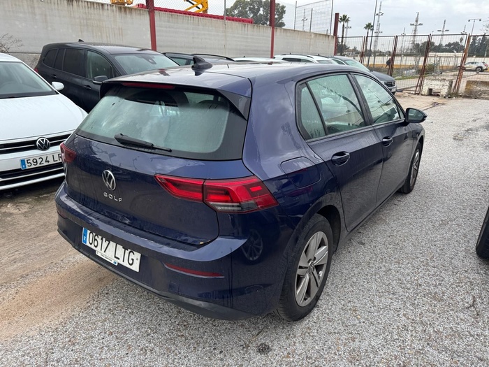 Volkswagen Golf 2.0 TDI 85 kW (115 CV) Vehículo usado en Madrid Volkswagen Golf 2.0 TDI 85 kW (115 CV) Vehículo usado en Madrid