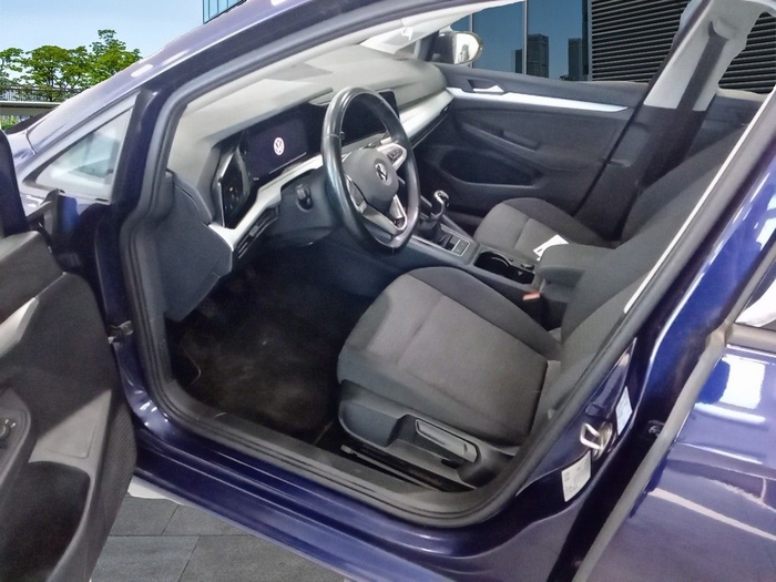 Volkswagen Golf 2.0 TDI 85 kW (115 CV) Vehículo usado en Madrid Volkswagen Golf 2.0 TDI 85 kW (115 CV) Vehículo usado en Madrid