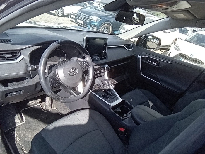 Toyota Rav4 2.5l hybrid Advance 160 kW (218 CV) Vehículo usado en Madrid Toyota Rav4 2.5l hybrid Advance 160 kW (218 CV) Vehículo usado en Madrid