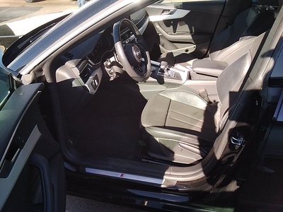 Audi A5 Sportback Sport 40 TFSI 140 kW (190 CV) S tronic 12 Audi A5 Sportback Sport 40 TFSI 140 kW (190 CV) S tronic 12