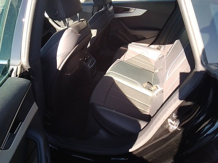 Audi A5 Sportback Sport 40 TFSI 140 kW (190 CV) S tronic Vehículo usado en Madrid Audi A5 Sportback Sport 40 TFSI 140 kW (190 CV) S tronic Vehículo usado en Madrid