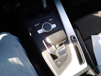 Audi A5 Sportback Sport 40 TFSI 140 kW (190 CV) S tronic 15 Audi A5 Sportback Sport 40 TFSI 140 kW (190 CV) S tronic 15