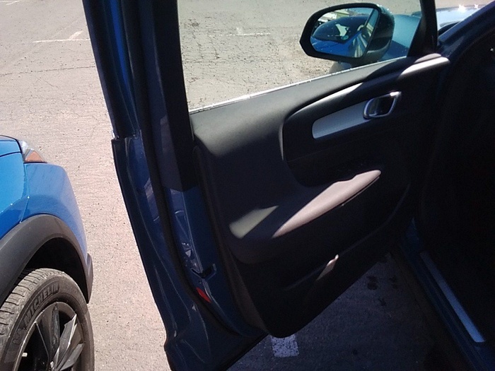 Volvo XC40 T4 Recharge PHEV Core Auto 155 kW (211 CV) Vehículo usado en Madrid Volvo XC40 T4 Recharge PHEV Core Auto 155 kW (211 CV) Vehículo usado en Madrid