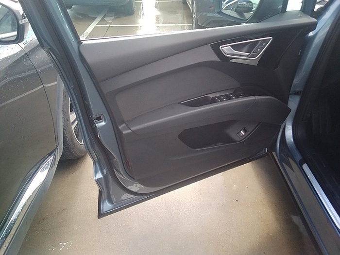 Audi Q4 e-tron S line 40 e-tron 150 kW (204 CV) Vehículo usado en Madrid Audi Q4 e-tron S line 40 e-tron 150 kW (204 CV) Vehículo usado en Madrid