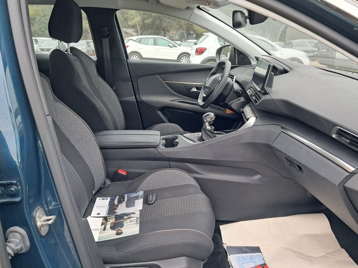 Peugeot 3008 BlueHDi 130 S&S Active Pack 96 kW (130 CV) Vehículo usado en Madrid Peugeot 3008 BlueHDi 130 S&S Active Pack 96 kW (130 CV) Vehículo usado en Madrid