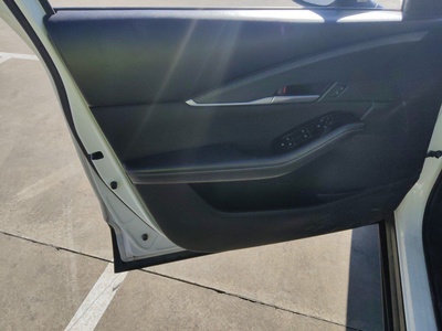 Mazda CX-30 2.0 e-Skyactive G MHEV Prime-line 90 kW (122 CV) 12 Mazda CX-30 2.0 e-Skyactive G MHEV Prime-line 90 kW (122 CV) 12