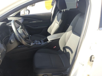 Mazda CX-30 2.0 e-Skyactive G MHEV Prime-line 90 kW (122 CV) 13 Mazda CX-30 2.0 e-Skyactive G MHEV Prime-line 90 kW (122 CV) 13