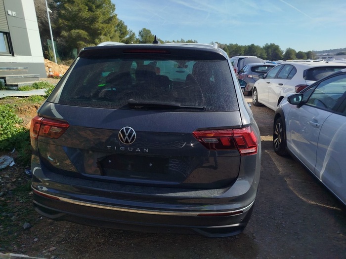 Volkswagen Tiguan Life 2.0 TDI 110 kW (150 CV) Vehículo usado en Madrid Volkswagen Tiguan Life 2.0 TDI 110 kW (150 CV) Vehículo usado en Madrid