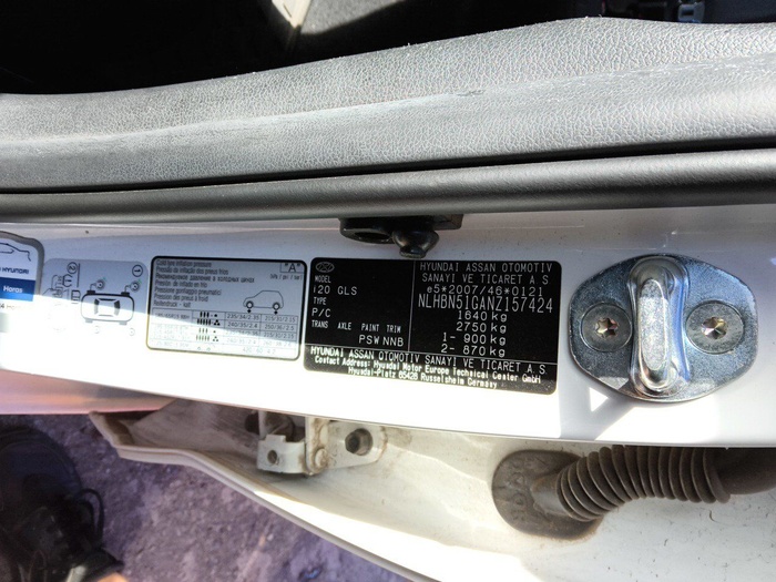 Hyundai i20 1.0 TGDI 48V Essence 74 kW (100 CV) Vehículo usado en Madrid Hyundai i20 1.0 TGDI 48V Essence 74 kW (100 CV) Vehículo usado en Madrid