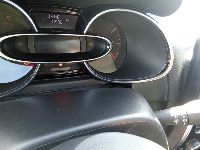 Renault Clio Limited dCi 55 kW (75 CV) Vehículo usado en Madrid Renault Clio Limited dCi 55 kW (75 CV) Vehículo usado en Madrid