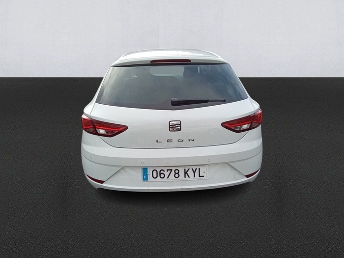 SEAT León 1.6 TDI S&S Style Visio Edition 85 kW (115 CV) Vehículo usado en Madrid SEAT León 1.6 TDI S&S Style Visio Edition 85 kW (115 CV) Vehículo usado en Madrid