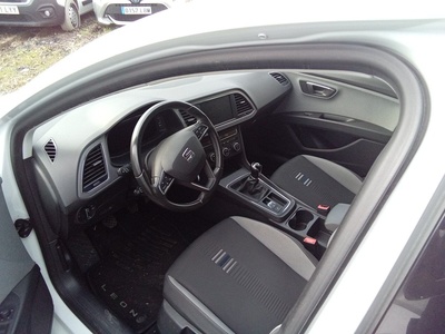 SEAT León 1.6 TDI S&S Style Visio Edition 85 kW (115 CV) 7 SEAT León 1.6 TDI S&S Style Visio Edition 85 kW (115 CV) 7