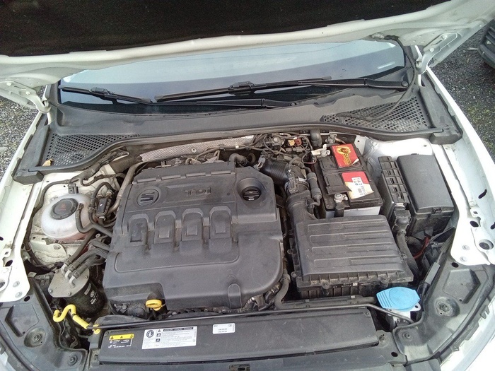 SEAT León 1.6 TDI S&S Style Visio Edition 85 kW (115 CV) Vehículo usado en Madrid SEAT León 1.6 TDI S&S Style Visio Edition 85 kW (115 CV) Vehículo usado en Madrid