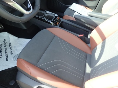 Volkswagen ID.4 Pro Mas 77kWh 210 kW (286 CV) 12 Volkswagen ID.4 Pro Mas 77kWh 210 kW (286 CV) 12