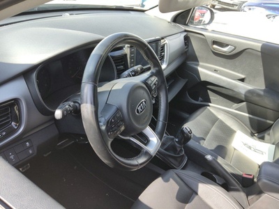 Kia Stonic 1.0 T-GDi Black Edition 74 kW (100 CV) 7 Kia Stonic 1.0 T-GDi Black Edition 74 kW (100 CV) 7