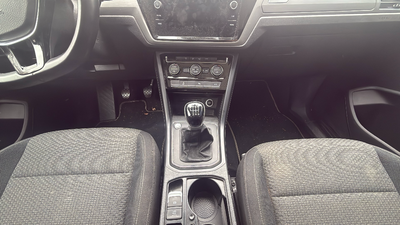 Volkswagen Touran Advance 2.0 TDI 90 kW (122 CV) 9 Volkswagen Touran Advance 2.0 TDI 90 kW (122 CV) 9