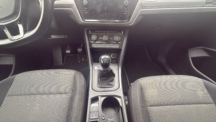 Volkswagen Touran Advance 2.0 TDI 90 kW (122 CV) Vehículo usado en Madrid Volkswagen Touran Advance 2.0 TDI 90 kW (122 CV) Vehículo usado en Madrid