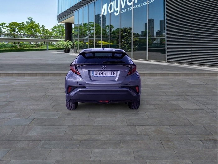 Toyota C-HR 1.8 125H Advance 90 kW (122 CV) Vehículo usado en Madrid Toyota C-HR 1.8 125H Advance 90 kW (122 CV) Vehículo usado en Madrid