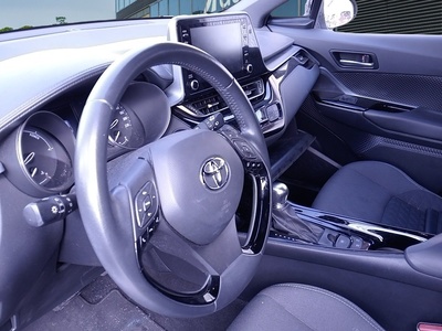 Toyota C-HR 1.8 125H Advance 90 kW (122 CV) 7 Toyota C-HR 1.8 125H Advance 90 kW (122 CV) 7