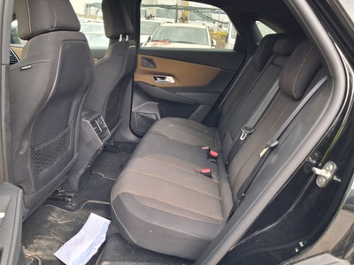 DS DS7 Crossback BlueHDi 130 Bastille Auto 96 kW (130 CV) 15 DS DS7 Crossback BlueHDi 130 Bastille Auto 96 kW (130 CV) 15