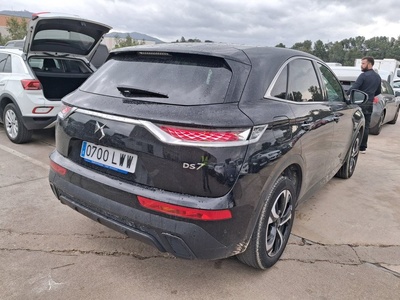 DS DS7 Crossback BlueHDi 130 Bastille Auto 96 kW (130 CV) 4 DS DS7 Crossback BlueHDi 130 Bastille Auto 96 kW (130 CV) 4