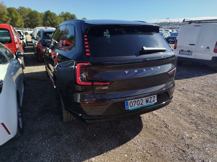 Volvo EX90 Twin BEV Ultra eAWD 300 kW (408 CV) Vehículo usado en Madrid Volvo EX90 Twin BEV Ultra eAWD 300 kW (408 CV) Vehículo usado en Madrid