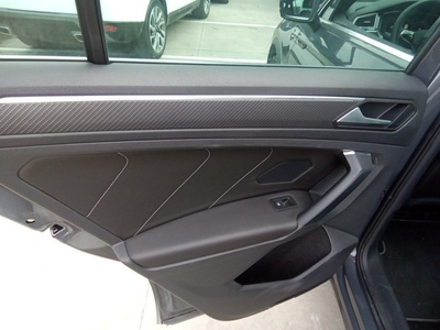 Volkswagen Tiguan R-Line 2.0 TDI 110 kW (150 CV) DSG 10 Volkswagen Tiguan R-Line 2.0 TDI 110 kW (150 CV) DSG 10