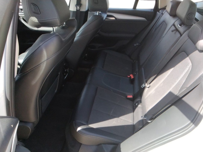 BMW X3 xDrive20i 135 kW (184 CV) Vehículo usado en Madrid BMW X3 xDrive20i 135 kW (184 CV) Vehículo usado en Madrid