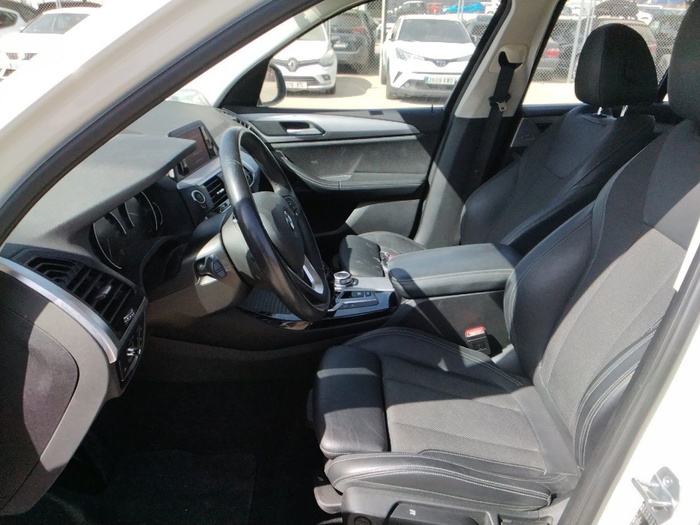 BMW X3 xDrive20i 135 kW (184 CV) Vehículo usado en Madrid BMW X3 xDrive20i 135 kW (184 CV) Vehículo usado en Madrid