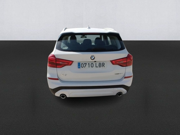 BMW X3 xDrive20i 135 kW (184 CV) Vehículo usado en Madrid BMW X3 xDrive20i 135 kW (184 CV) Vehículo usado en Madrid